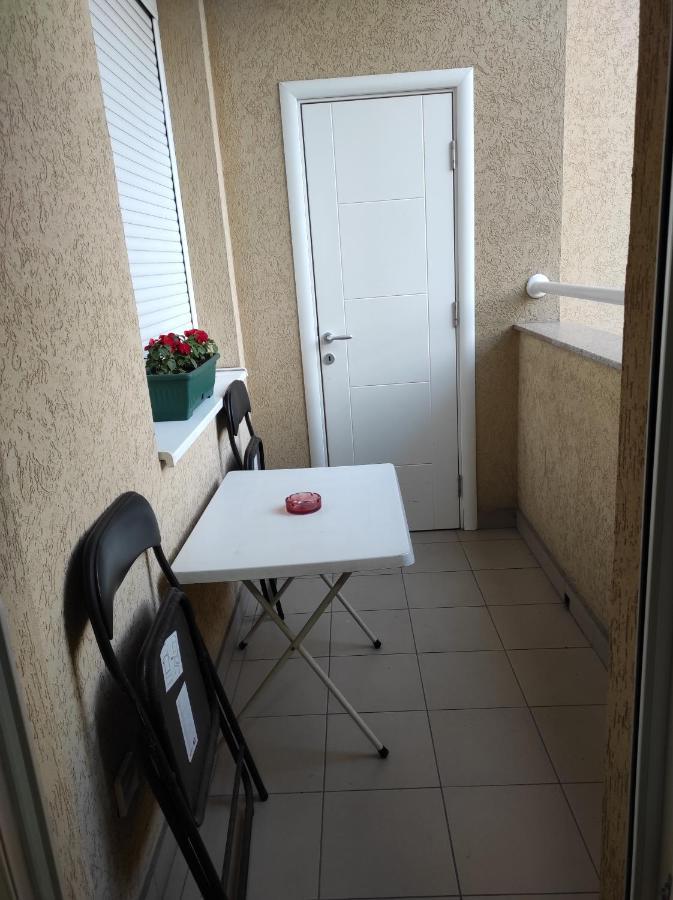 Apartman Marina Sa Garazom Novi Sad Eksteriør bilde