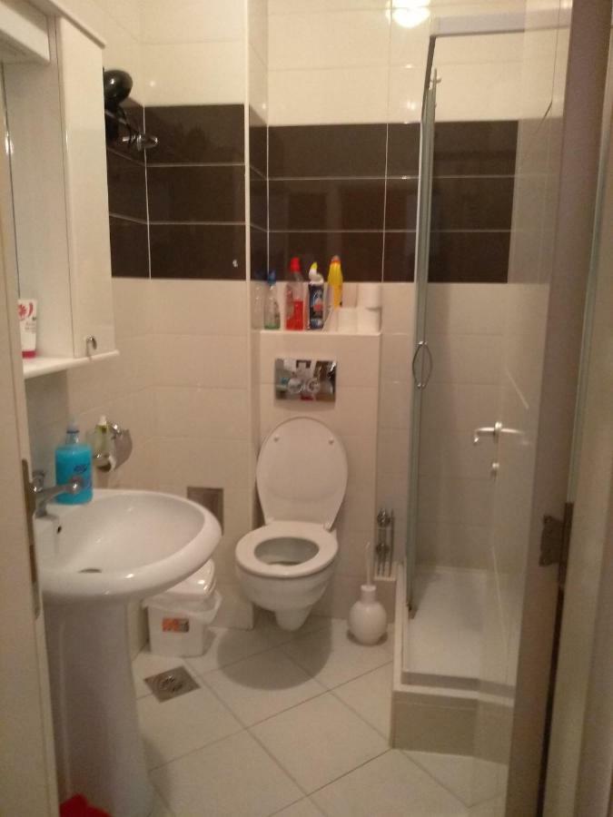 Apartman Marina Sa Garazom Novi Sad Eksteriør bilde