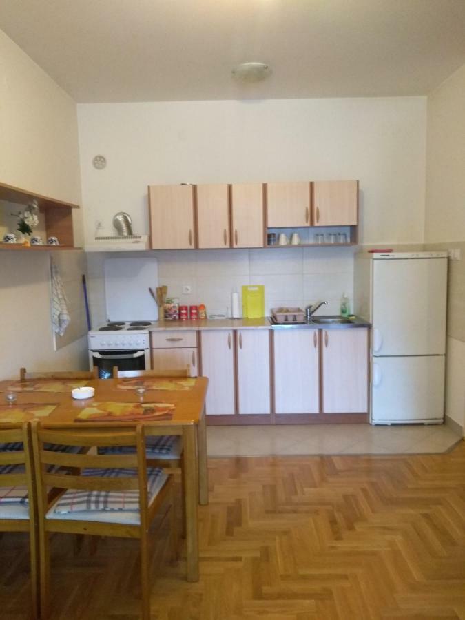 Apartman Marina Sa Garazom Novi Sad Eksteriør bilde