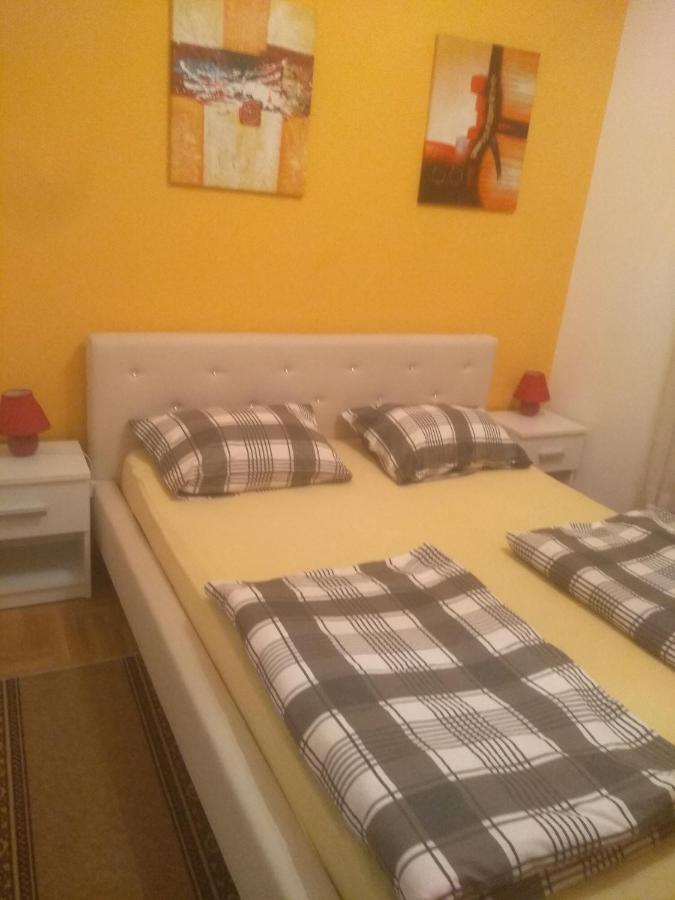 Apartman Marina Sa Garazom Novi Sad Eksteriør bilde